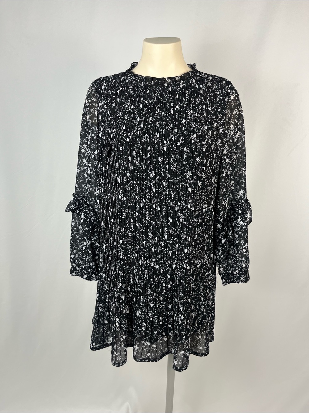 Zara Black Dress with White Floral Print and Pleated Detail